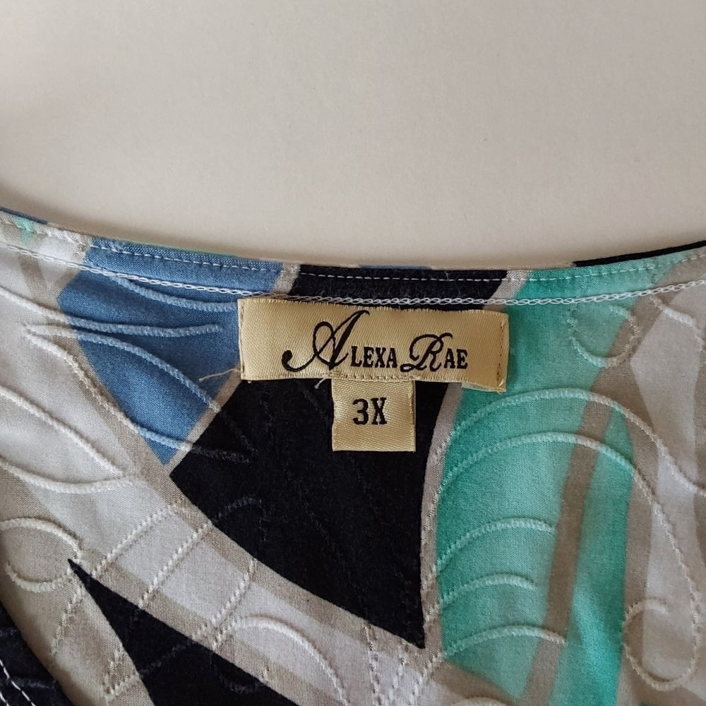 Alexa Rae Top Size 3X Multi-color - Picture 6 of 8